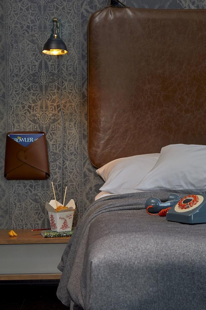 Moxy Minneapolis Uptown Екстериор снимка