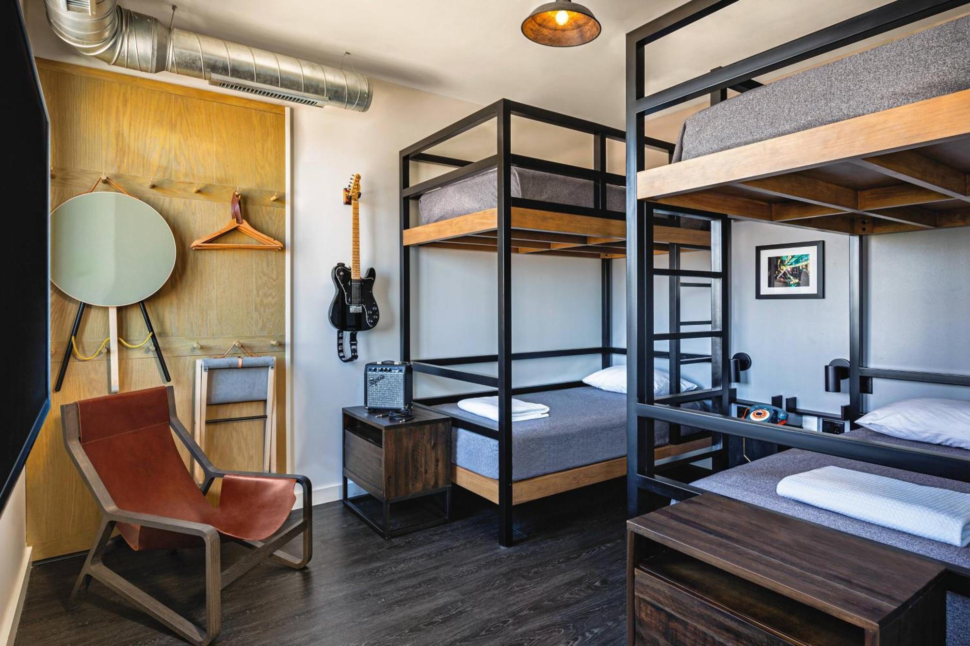 Moxy Minneapolis Uptown Екстериор снимка
