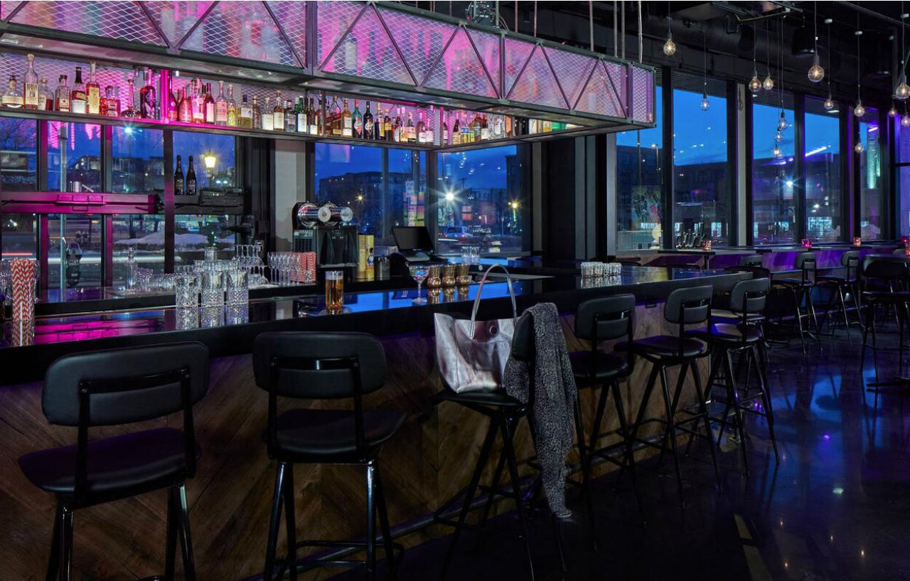 Moxy Minneapolis Uptown Екстериор снимка